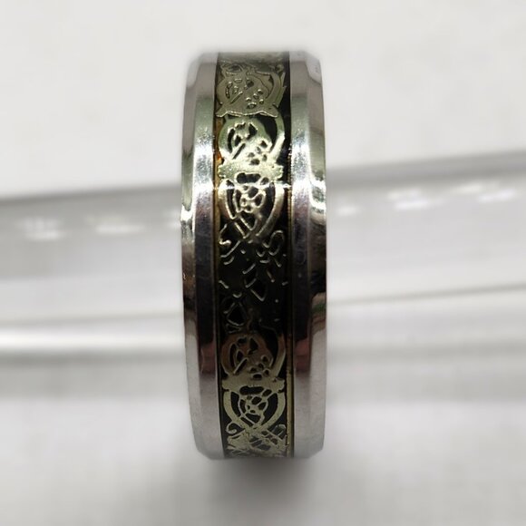 *Free With Purchase* Two Toned Men's Ring With Celtic Like Pattern - Picture 2 of 3